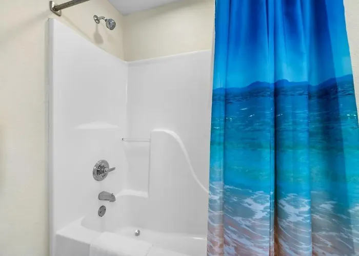Apartment Crystal Tower 408 By Youngs Suncoast